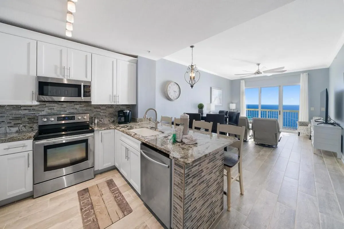Calypso 2306W Penthouse Vip Parking And 2 Sets Of Beach Chairs Panama City Beach Apartment