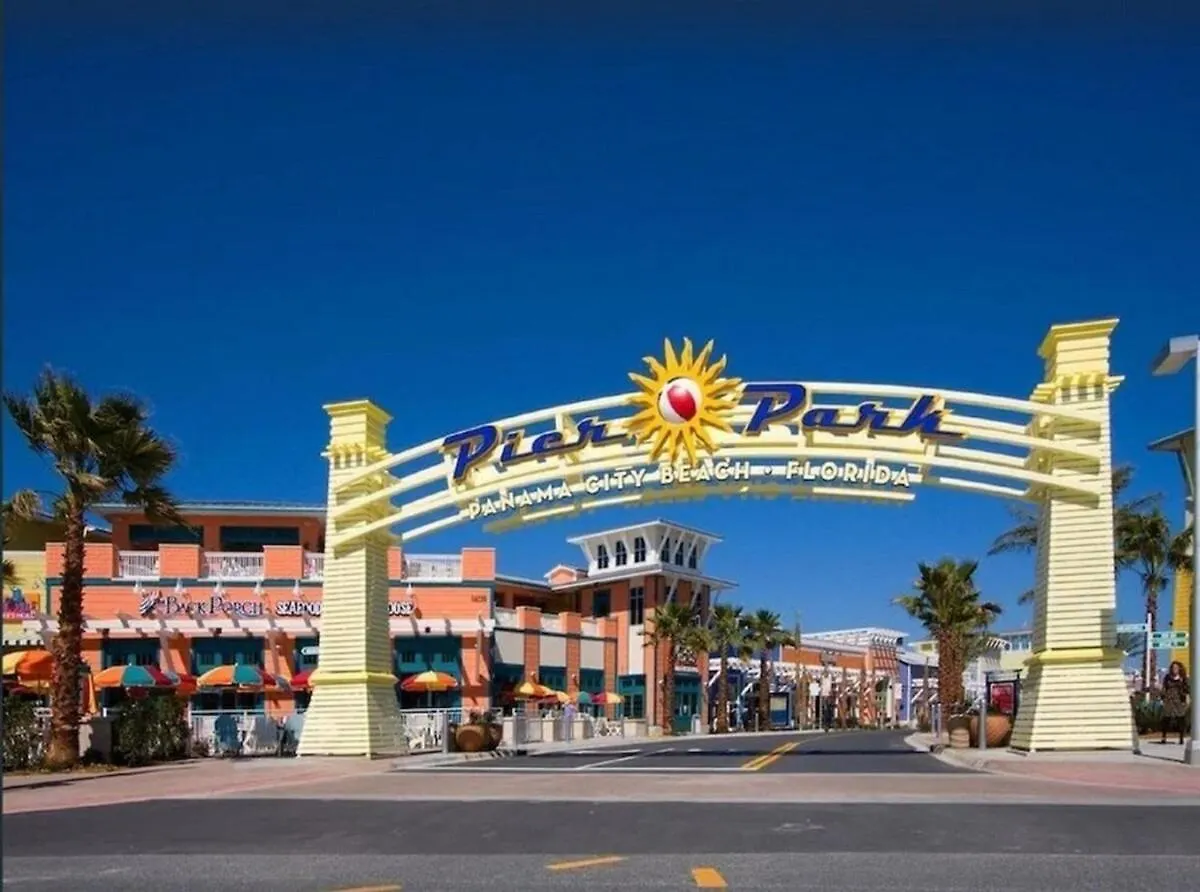 Apartment Calypso 2306W Penthouse Vip Parking And 2 Sets Of Beach Chairs Panama City Beach
